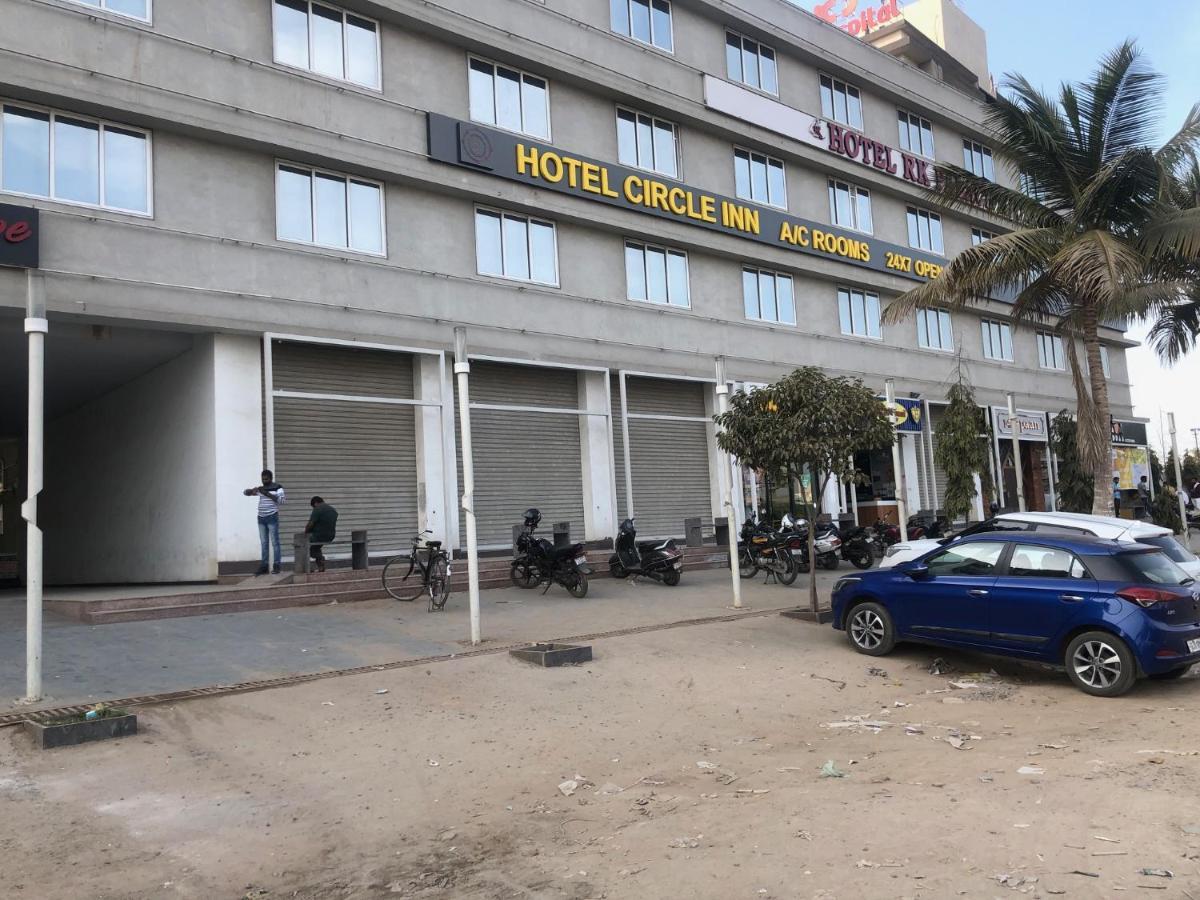 Hotel Circle Inn Ahmedabad Exterior photo